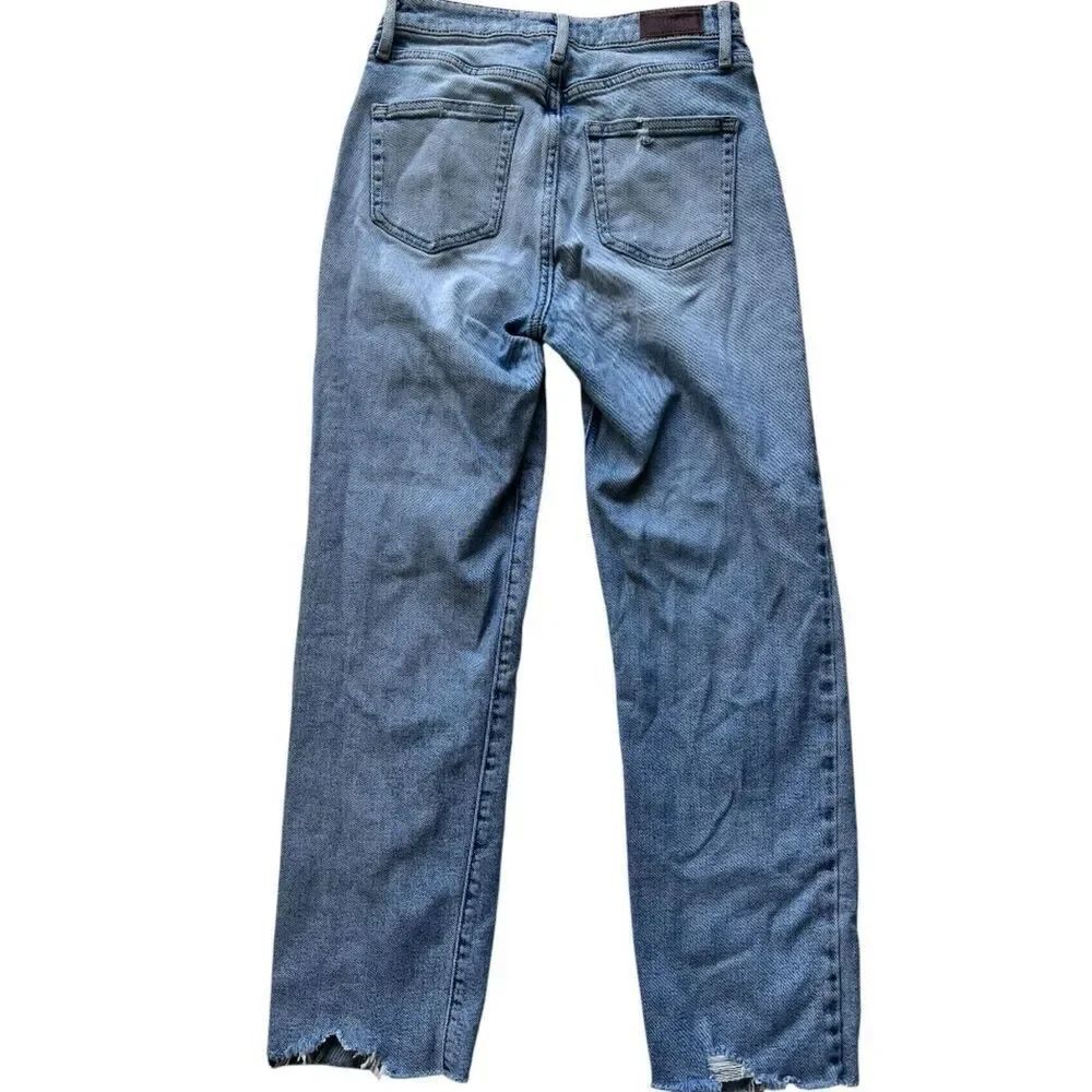 Hollister Ultra High Cropped Vintage Light Blue Straight-Leg Distressed Jeans 1R